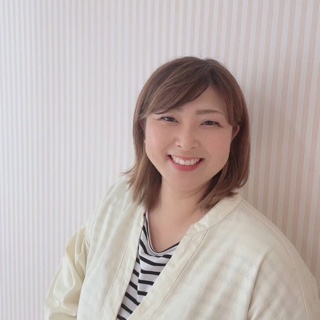 佐川　温子