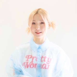 飯澤　綾乃