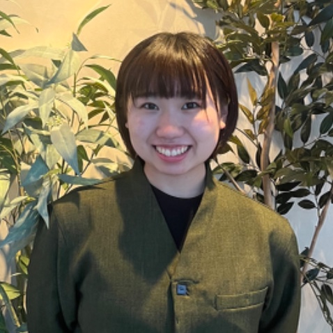 石井　雪加