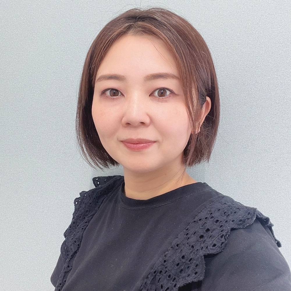 陣内佳子
