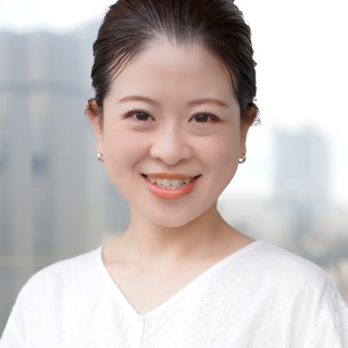 美里／スタイリスト