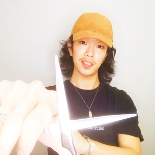 貝塚　優也