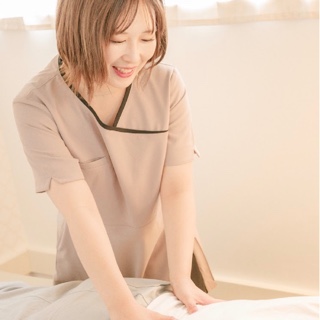 山内　愛