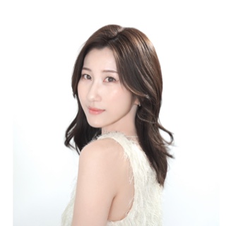 西尾　泰葉
