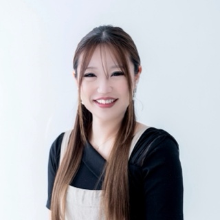 奥川はるか（ネイリスト）