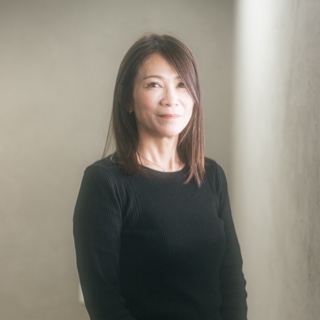 前田　アイデザイナー