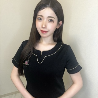 信崎 伽音