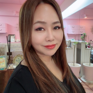 ラデュール　彩葵（アヤ）