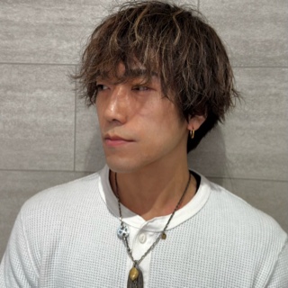 三本和哉