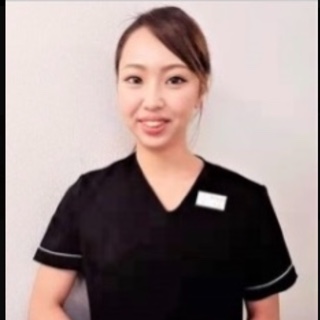 三品友美