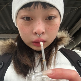 吉岡 さゆり