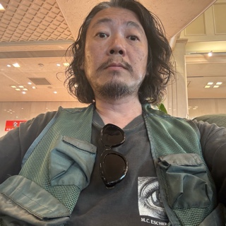 白倉　和宏