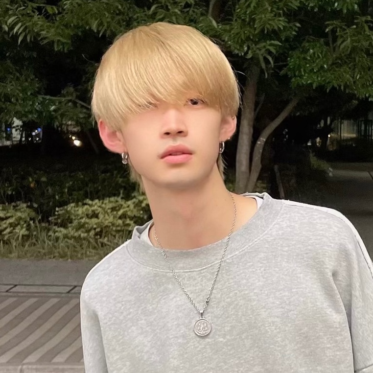 足立冬馬