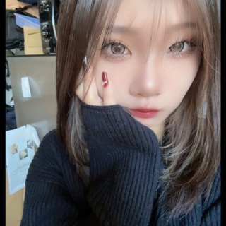 日名田あゆな