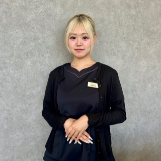米川怜奈