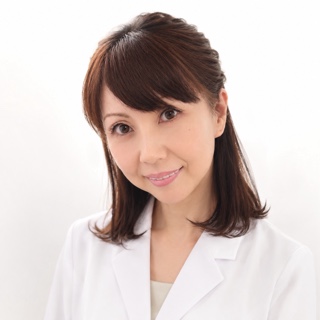 髙橋 真里