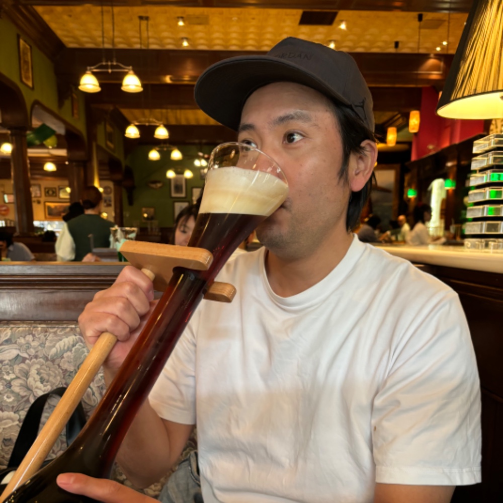 岩見　卓也