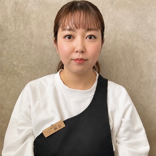 神田 さおり　　アイリスト
