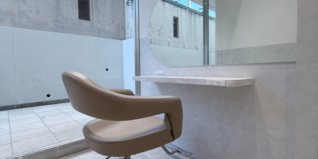 白坂優美のサロン画像2