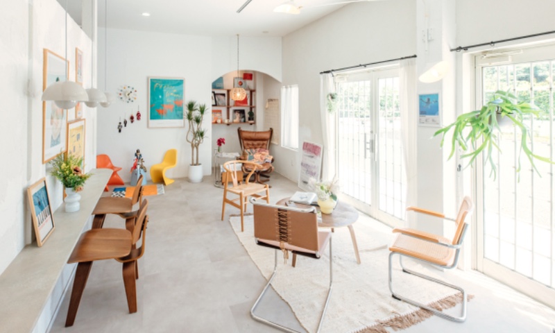 井上詩響のサロン