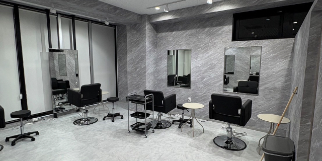 柳原隼義のサロン画像2