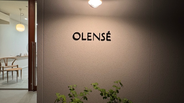 OLENSÉ 小池 陽子
