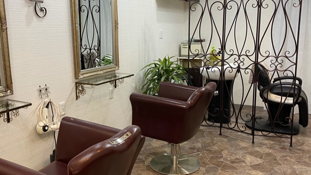 藤井　賀緒理のサロン