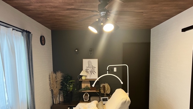 槇野由香利のサロン