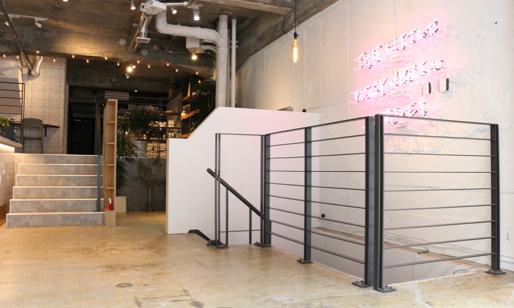 安本高士朗のサロン