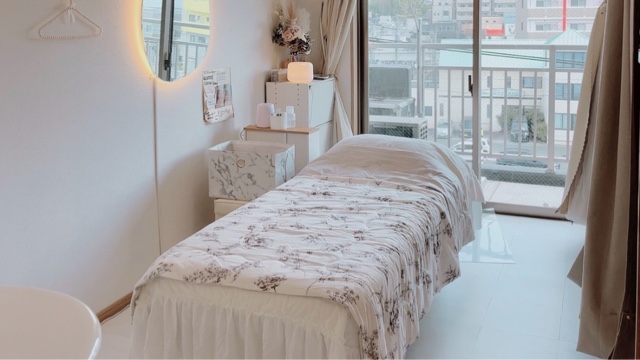 高橋 綾のサロン