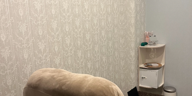 ホノルルホワイトニング京橋店のサロン画像2