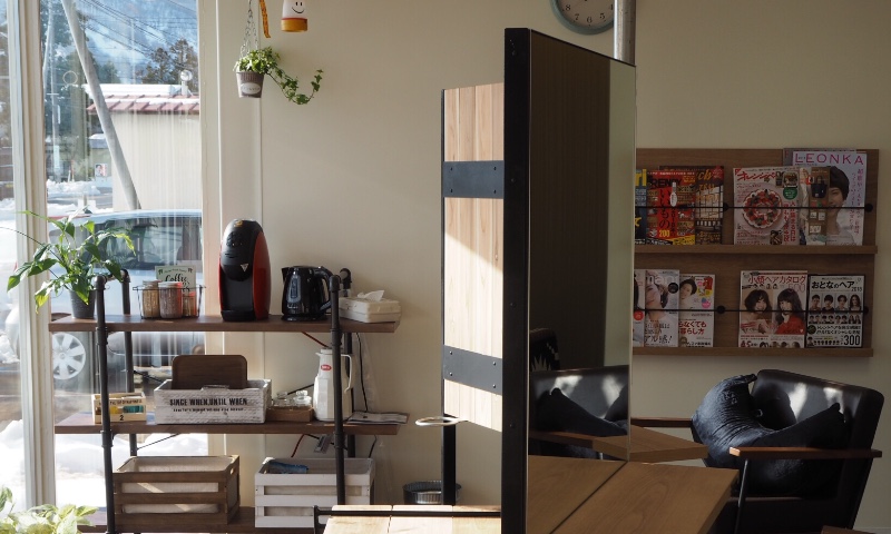 Hinata  hair  designのサロン