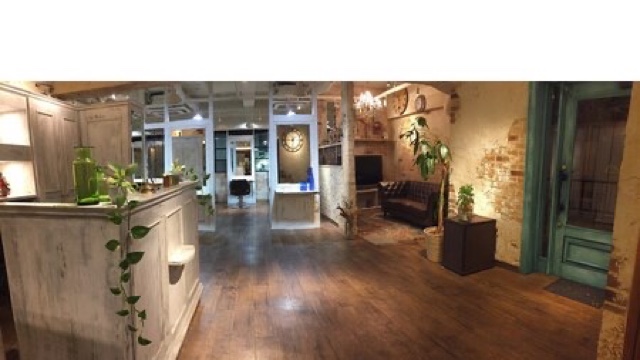 三浦愛のサロン