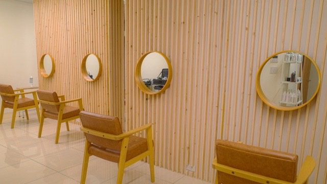 津田 輝のサロン