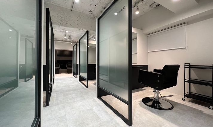 小林 カナのサロン