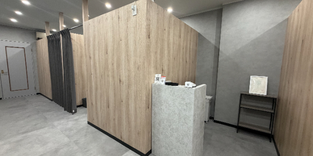 メンズ眉毛サロンラボ【堺東店】のサロン