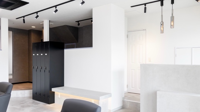 高山宏樹のサロン