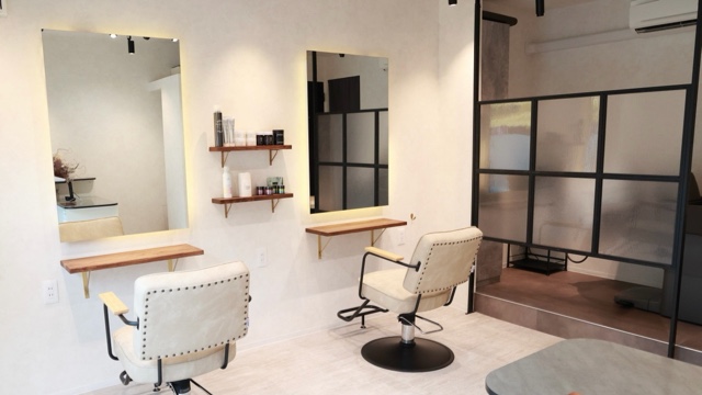 hair salon kontのサロン