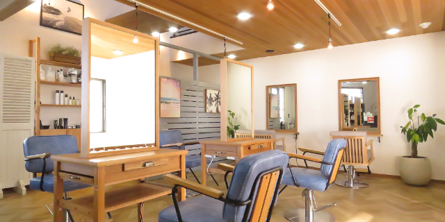 BLUE  BAYのサロン