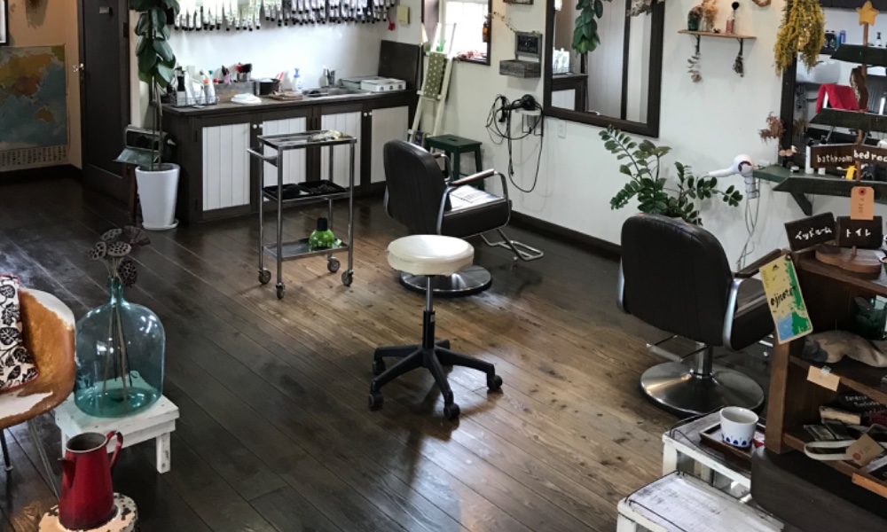 コトリヘアーのサロン