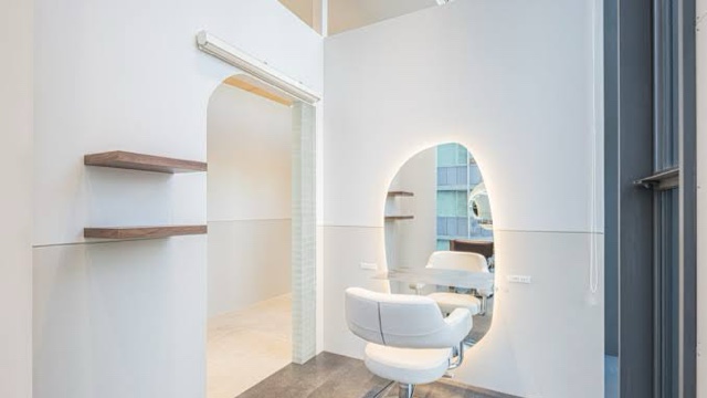 初山純一のサロン画像2