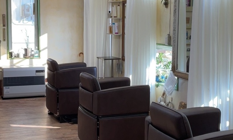 八木　舞(ヤー)のサロン