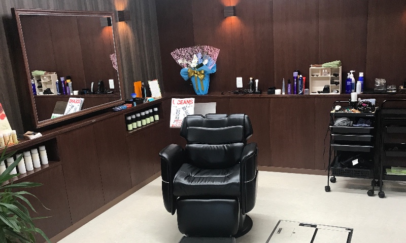 TY'sBARBERSHOPのサロン