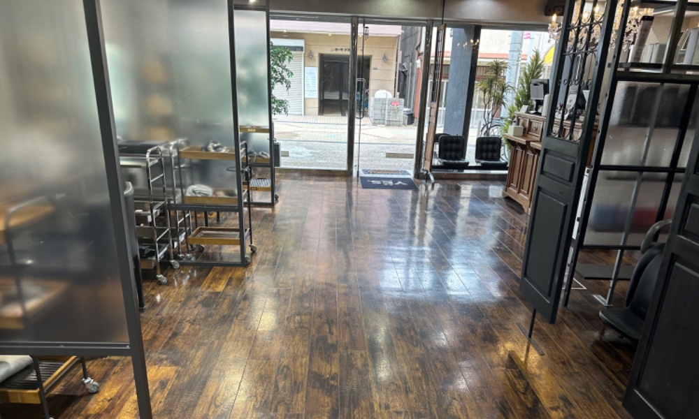 YES BY HAIRのサロン