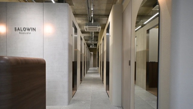 鈴村梨公のサロン