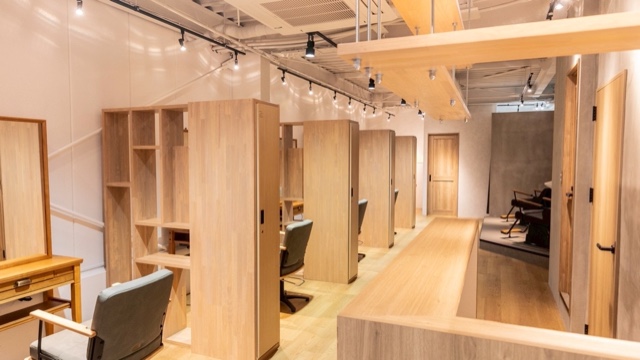 仲地龍太のサロン