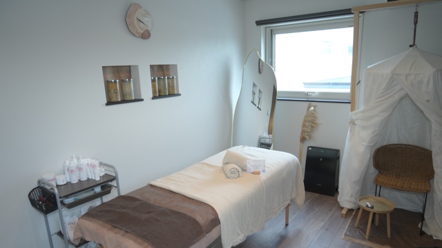 金一　夏美のサロン