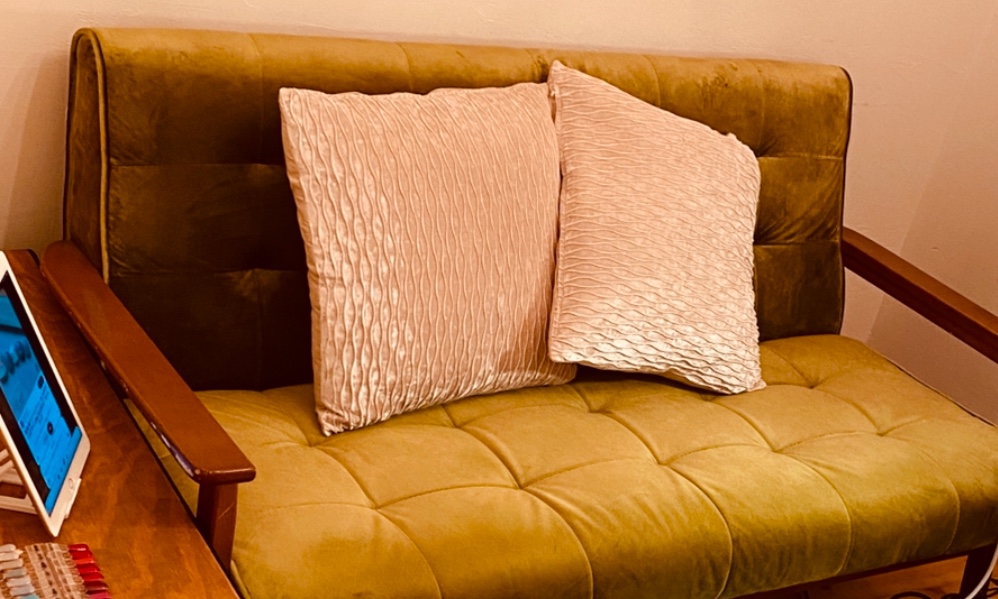 長根彩詠のサロン