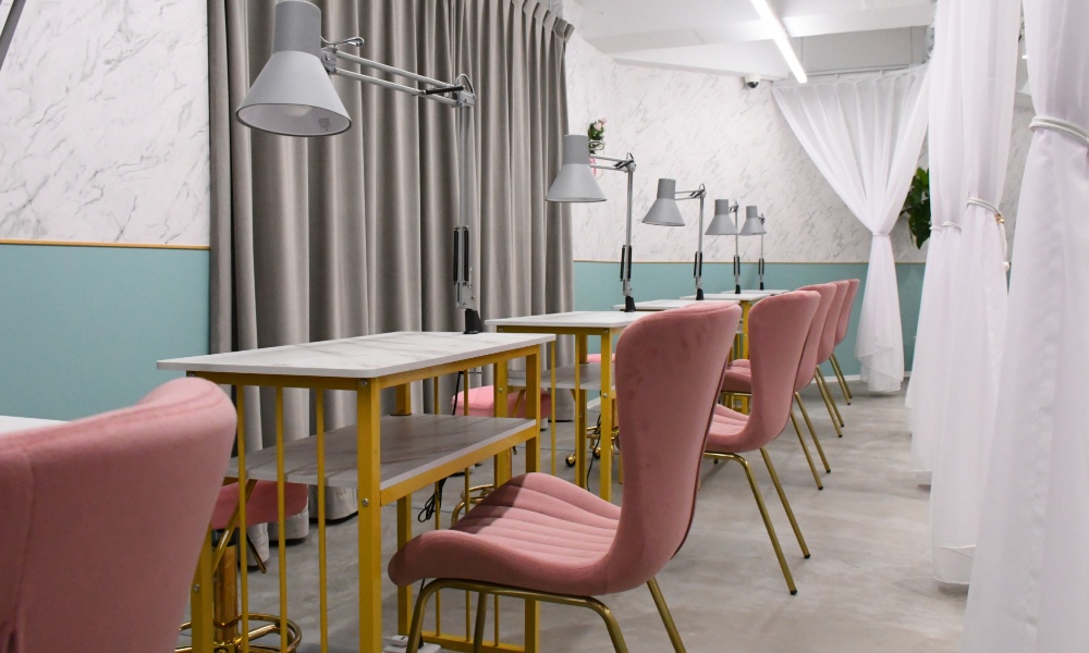 なぁ🌷オタクのためのネイル屋さん🌷のサロン