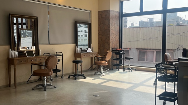 前田 知輝のサロン